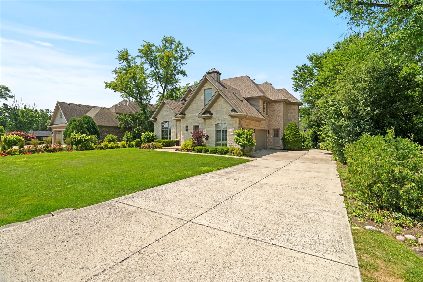 5750 S Thurlow Street, Hinsdale, IL 60521