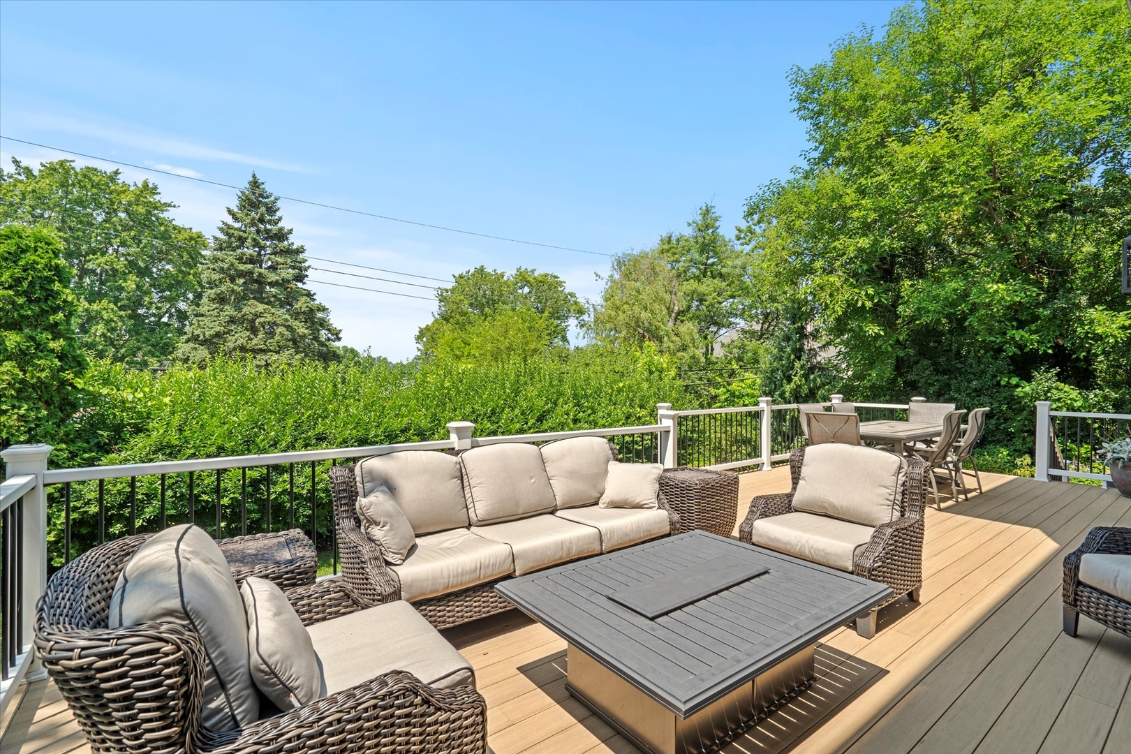 5750 S Thurlow Street, Hinsdale, IL 60521