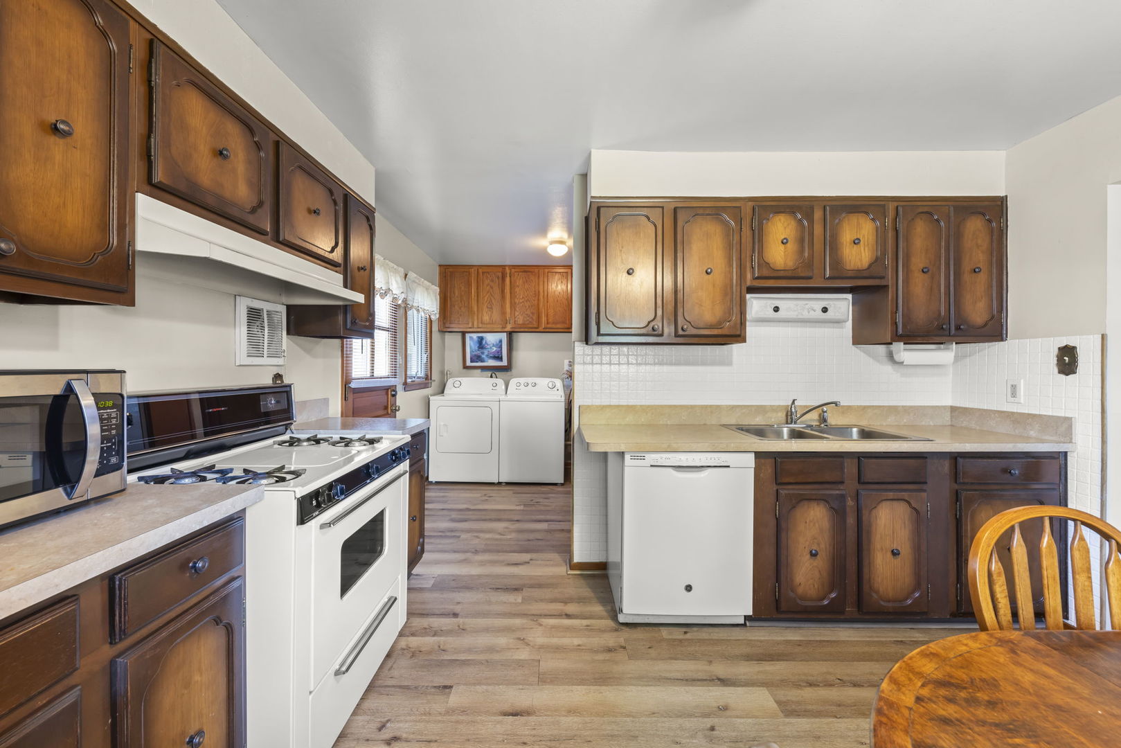 8945 Sproat Avenue, Oak Lawn, IL 60453