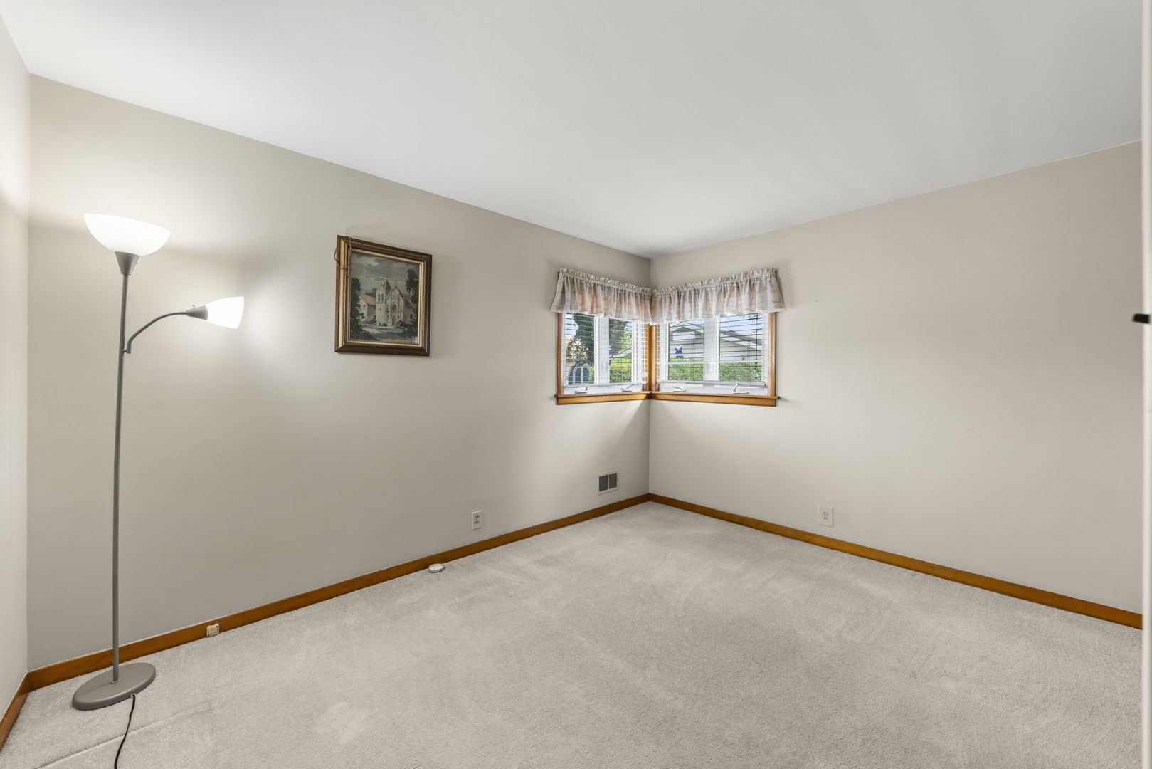 8945 Sproat Avenue, Oak Lawn, IL 60453