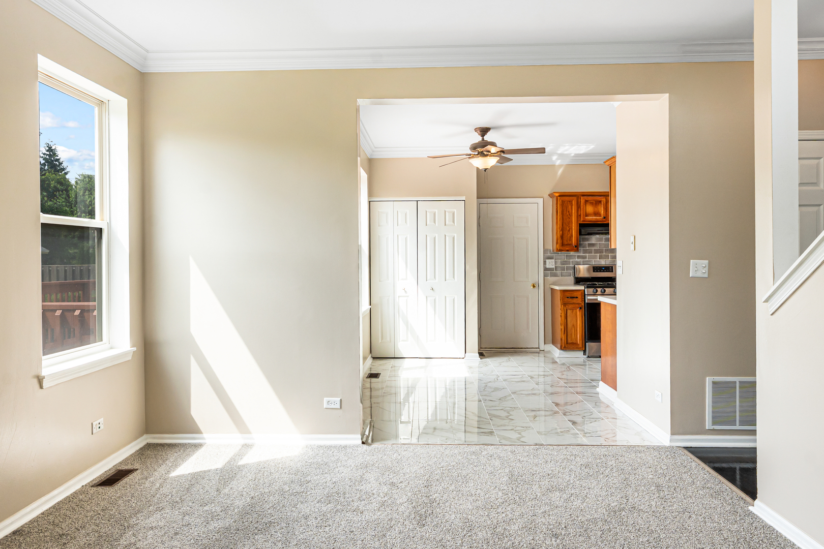 2420 Barnhart Street, West Chicago, IL 60185