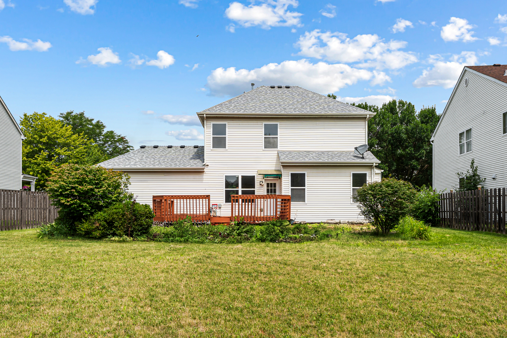 2420 Barnhart Street, West Chicago, IL 60185