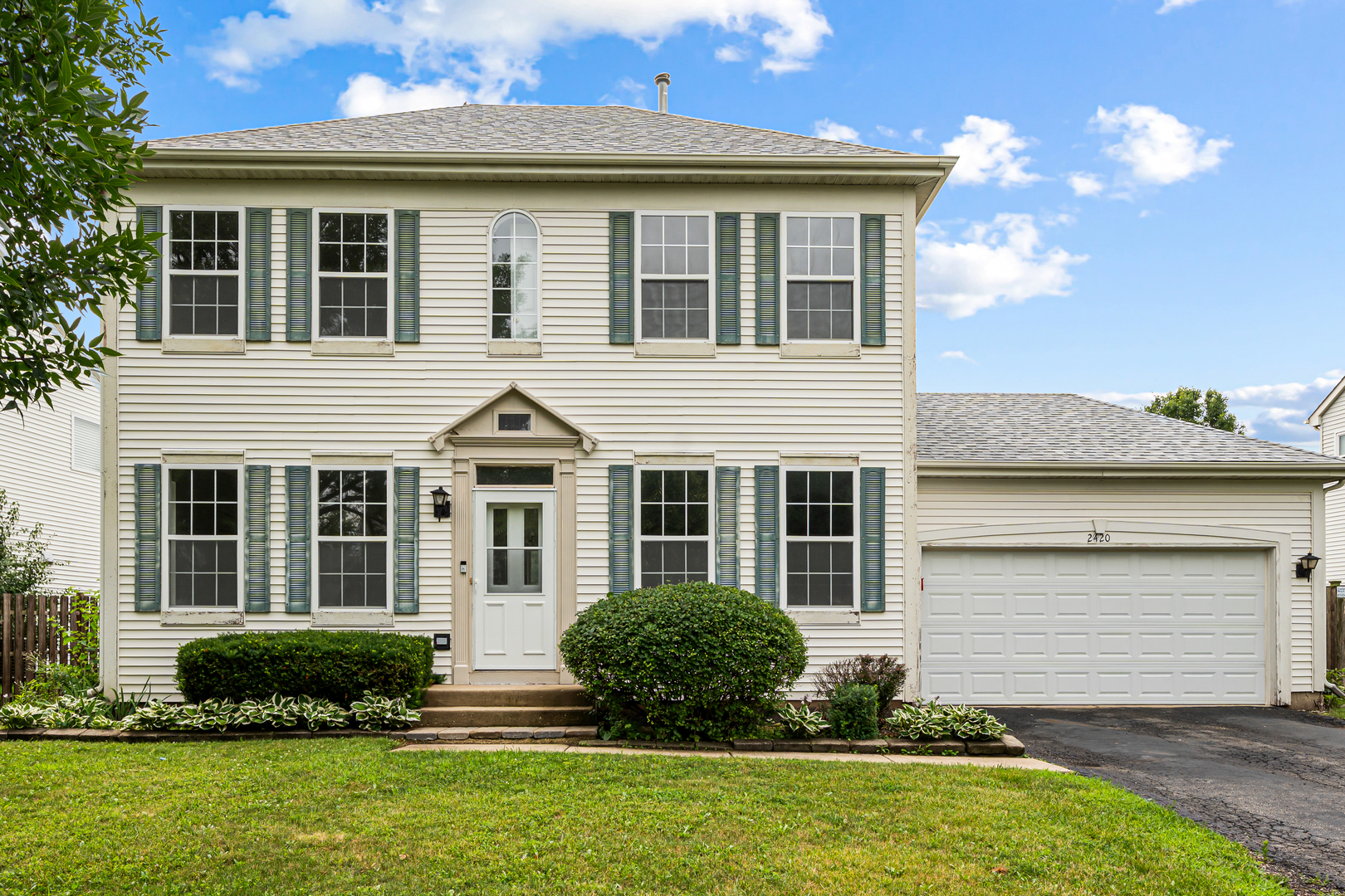 2420 Barnhart Street, West Chicago, IL 60185