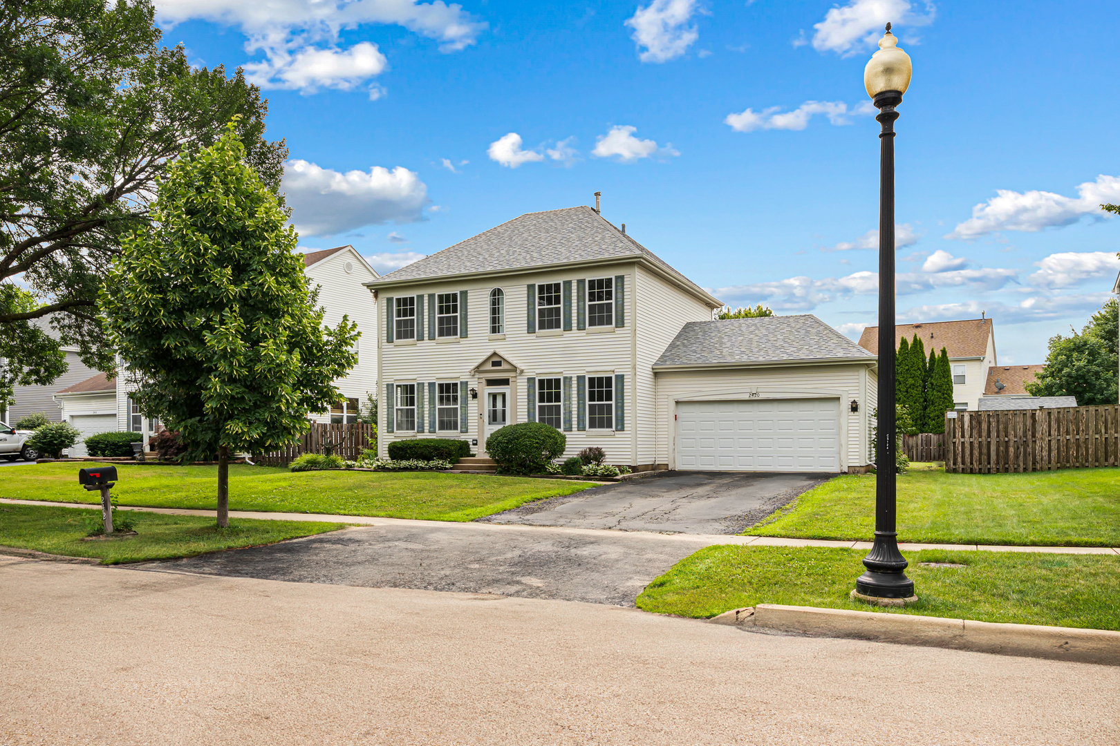 2420 Barnhart Street, West Chicago, IL 60185