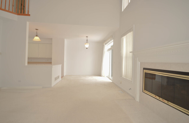 298 JENNIFER Court, Gurnee, IL 60031