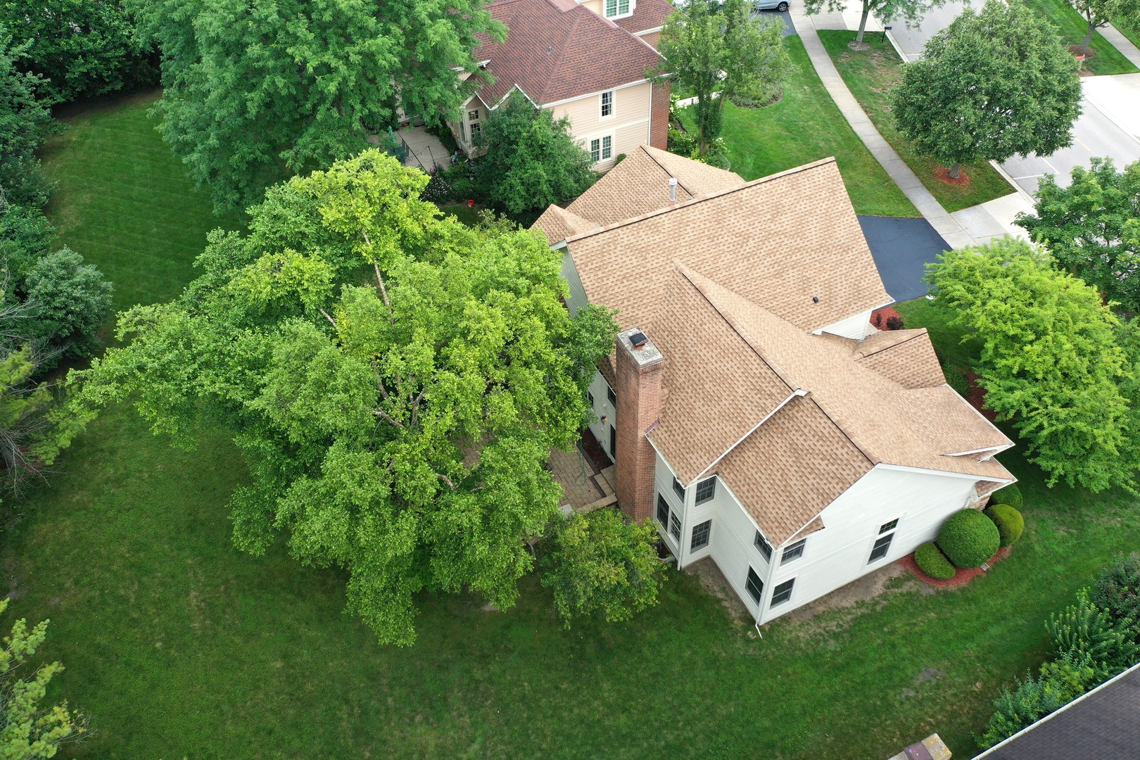 1904 Brandywyn Lane, Buffalo Grove, IL 60089