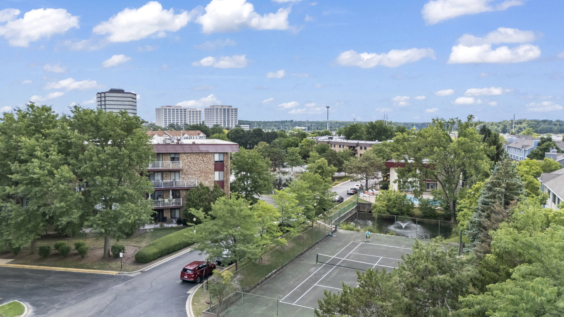 5450 Astor Lane #216, Rolling Meadows, IL 60008