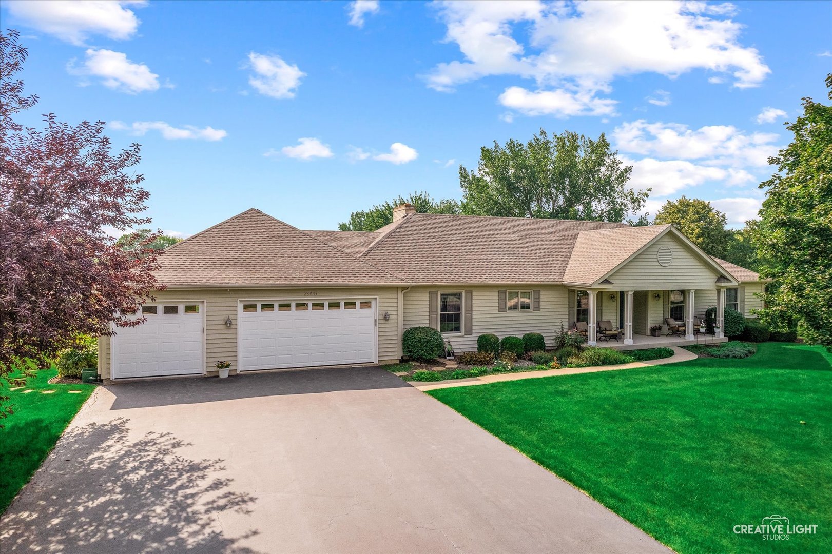 25934 S Courtney Road, Plainfield, IL 60585