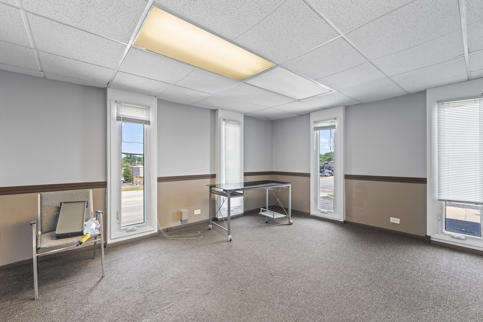 7227 W 127TH Street, Palos Heights, IL 60463
