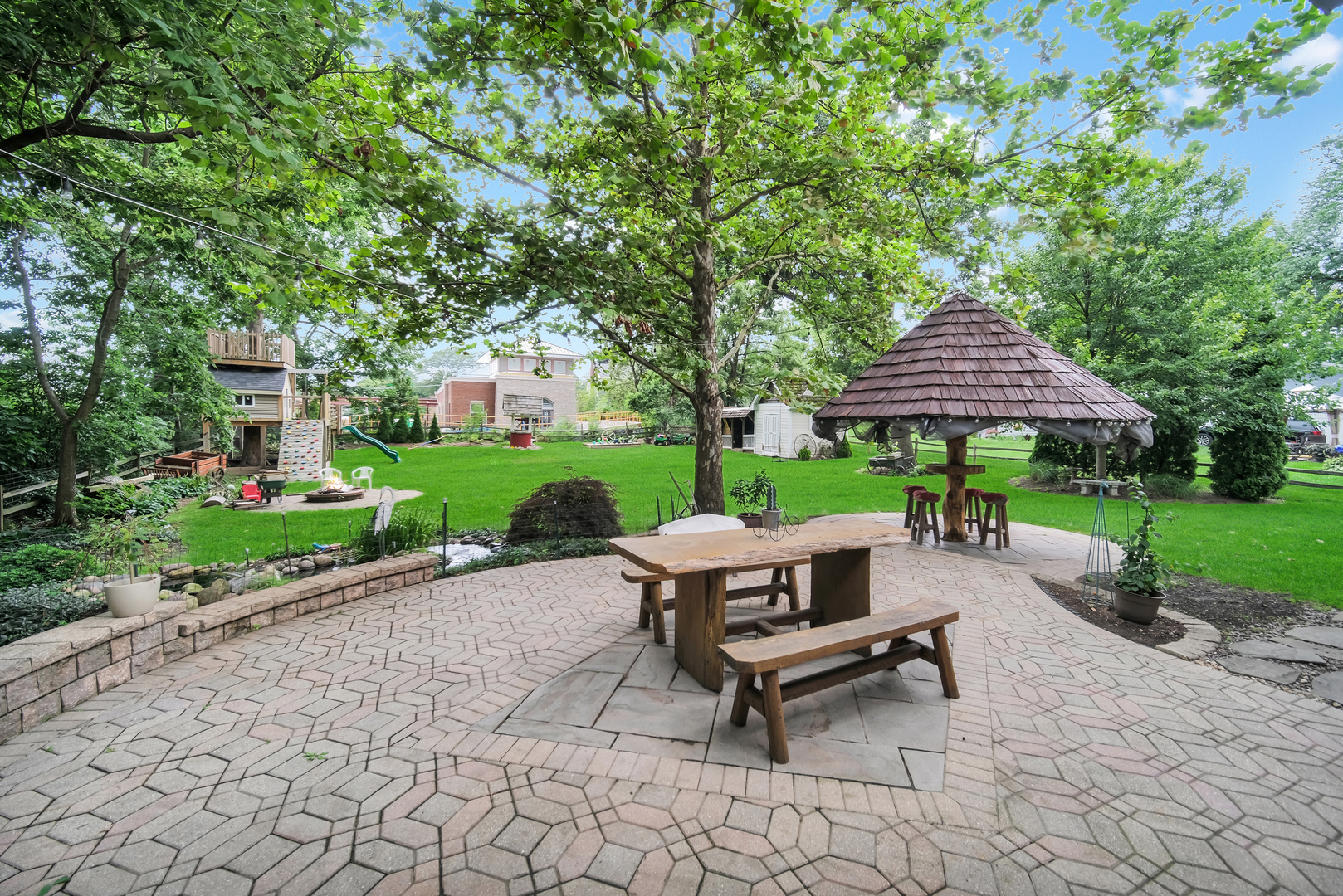 154 Easton Avenue, West Chicago, IL 60185