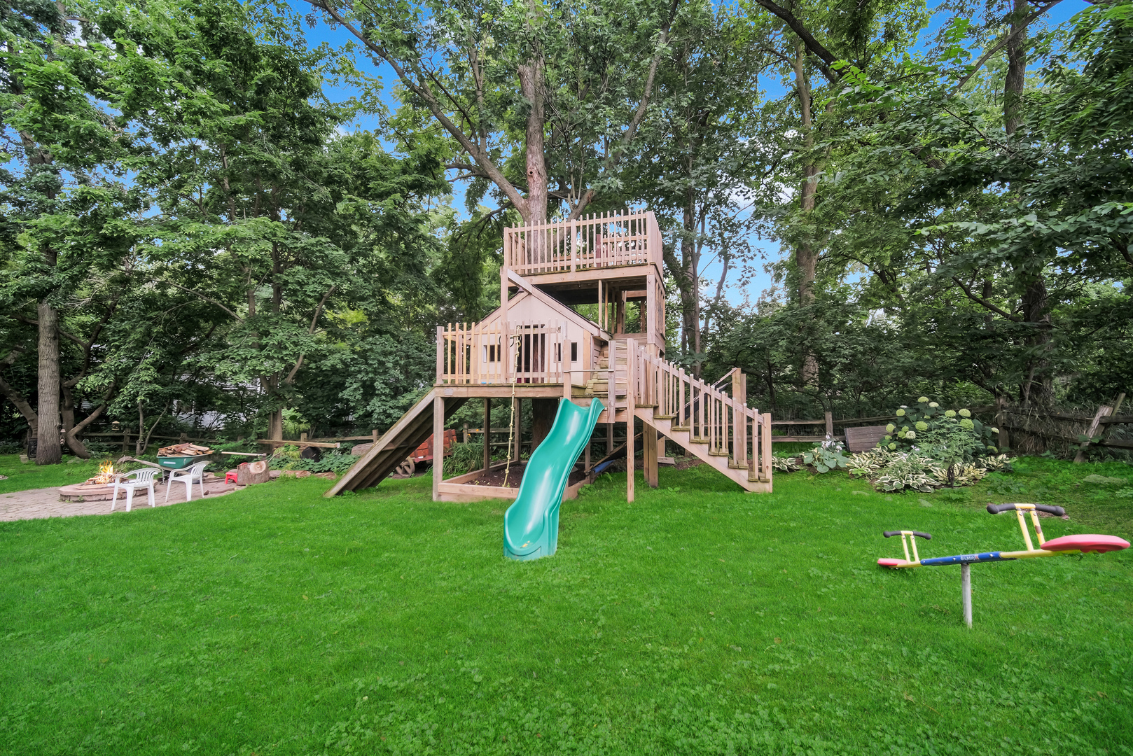 154 Easton Avenue, West Chicago, IL 60185