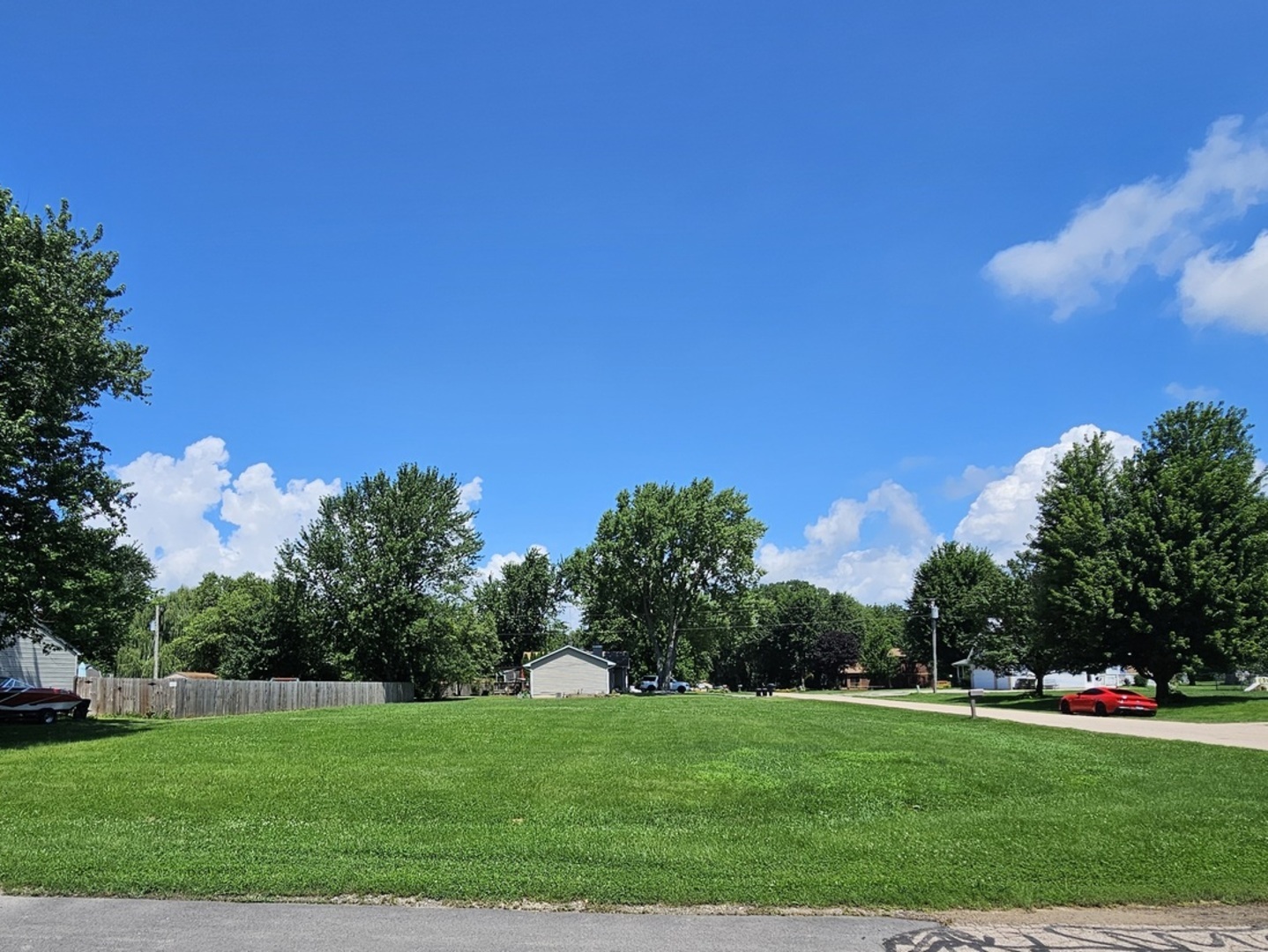 61 Tammy Lane, Lake Holiday, IL 60552