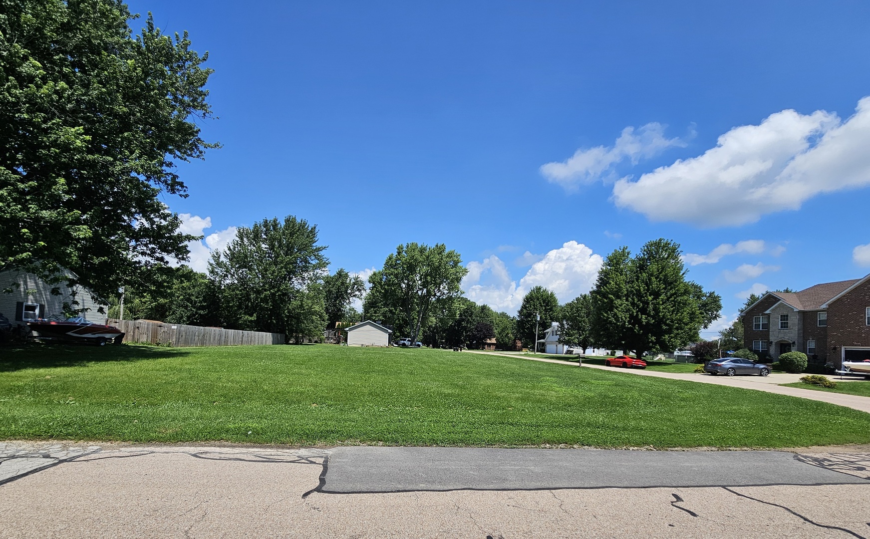 61 Tammy Lane, Lake Holiday, IL 60552