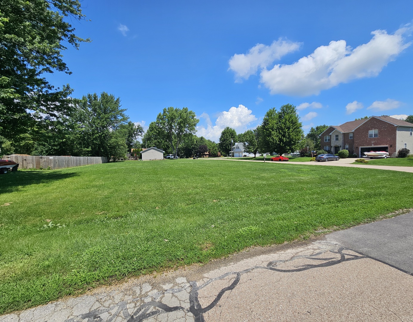 61 Tammy Lane, Lake Holiday, IL 60552
