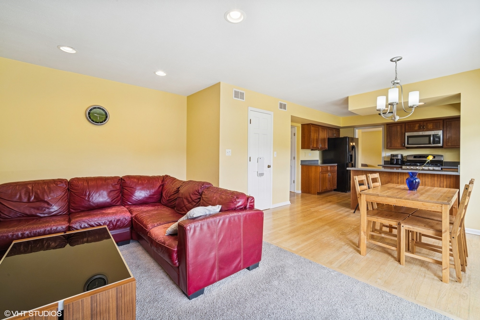 846 Dunhill Drive, Buffalo Grove, IL 60089