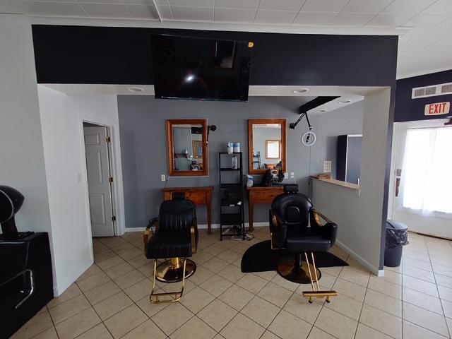 931 BROADWAY Street #BARBER, Joliet, IL 60435