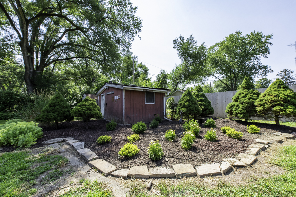37847 N Watts Avenue, Spring Grove, IL 60081