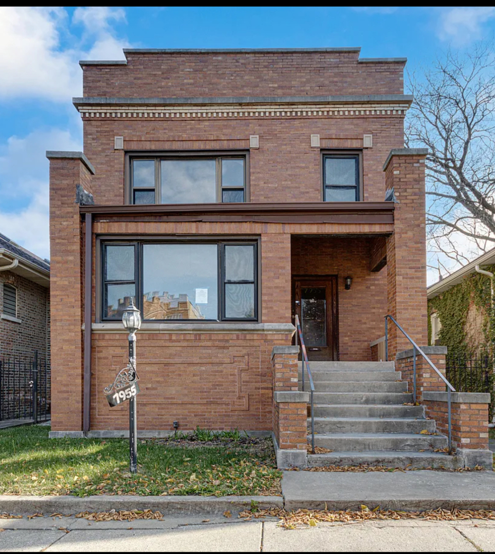 7955 S Elizabeth Street, Chicago, IL 60620