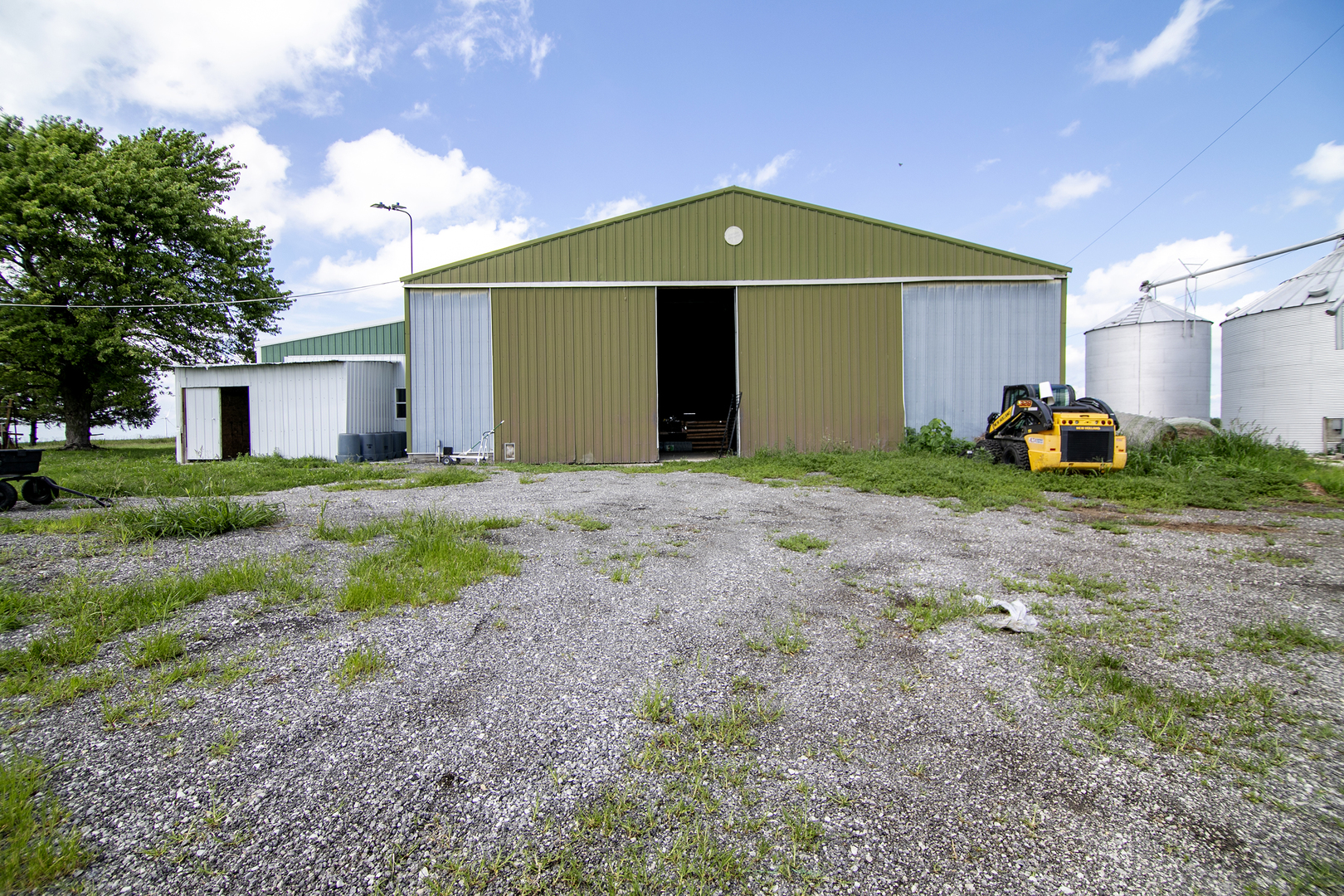 3740 N 1300 East Road, Kempton, IL 60946