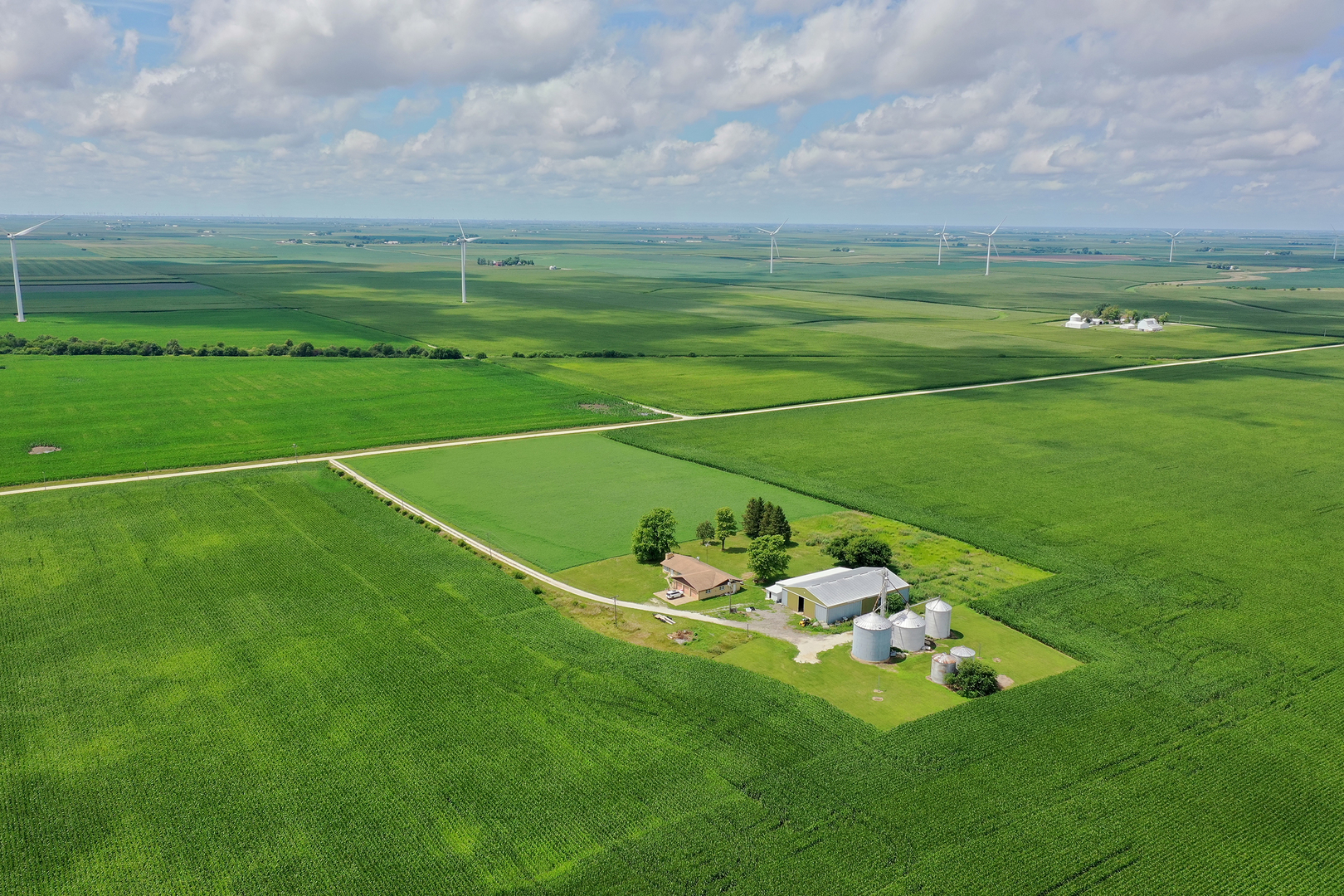 3740 N 1300 East Road, Kempton, IL 60946