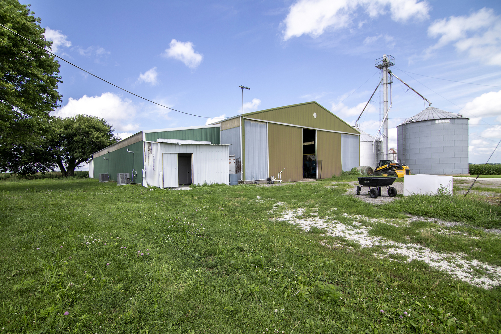 3740 N 1300 East Road, Kempton, IL 60946