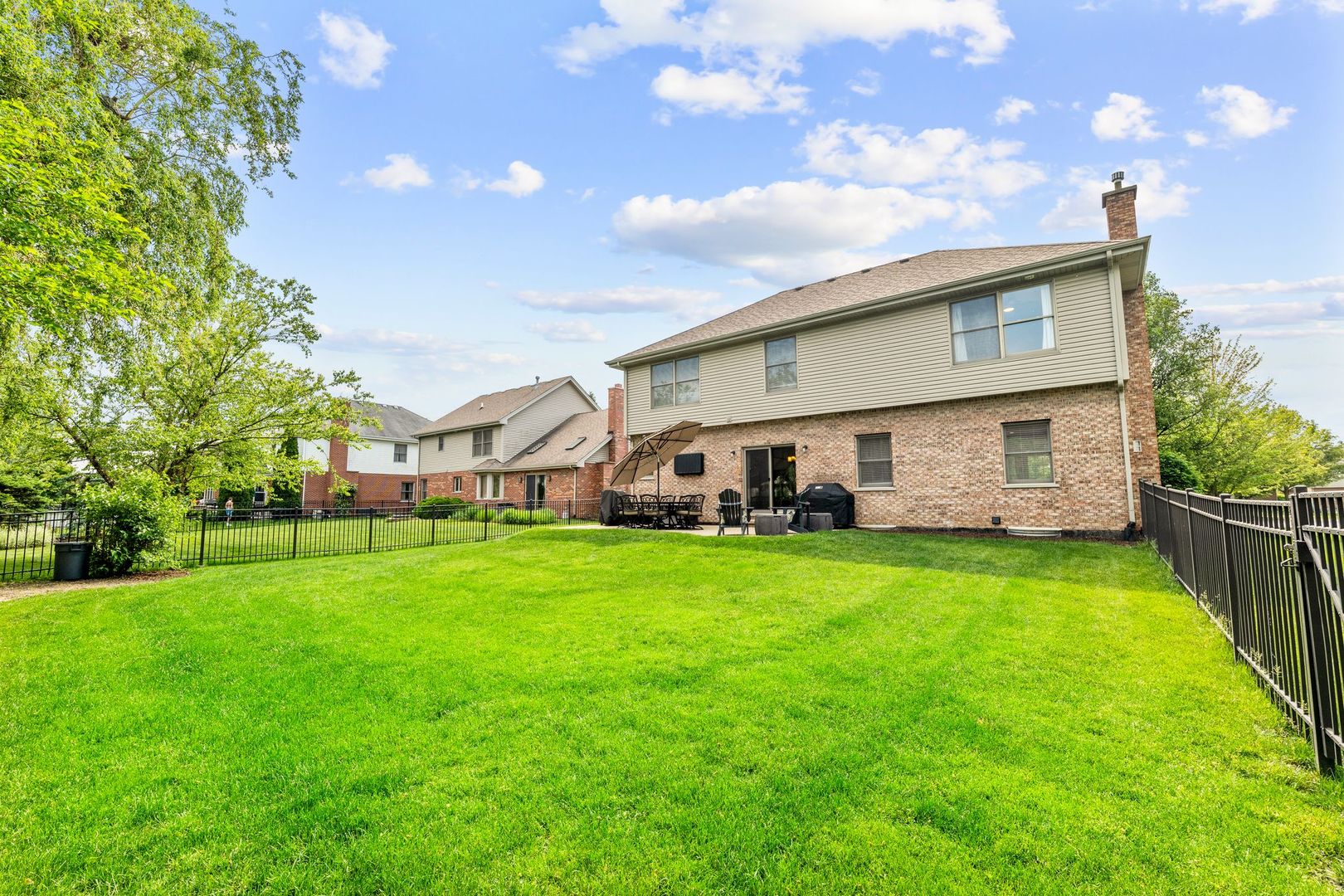 1215 Pendleton Drive, Lemont, IL 60439