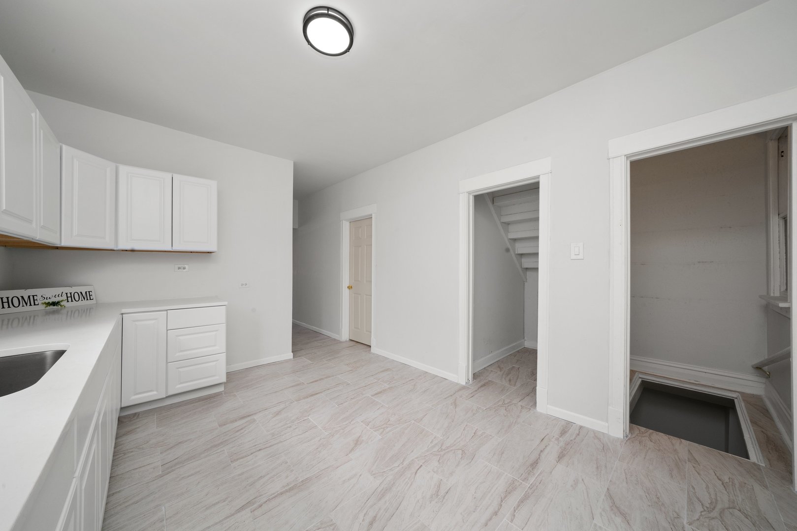 5229 S Campbell Avenue, Chicago, IL 60632
