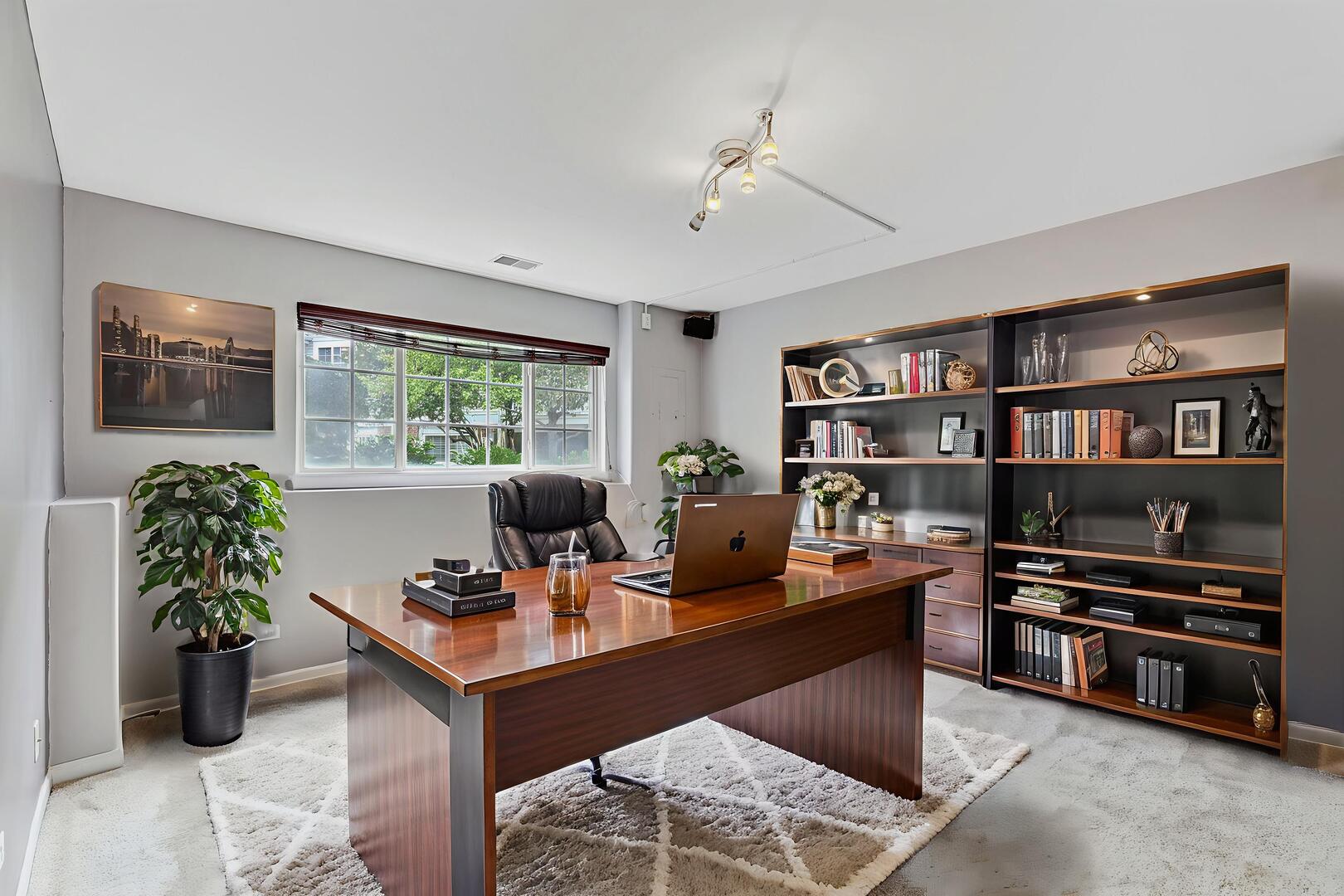 42 Cherbourg Court, Wheeling, IL 60090