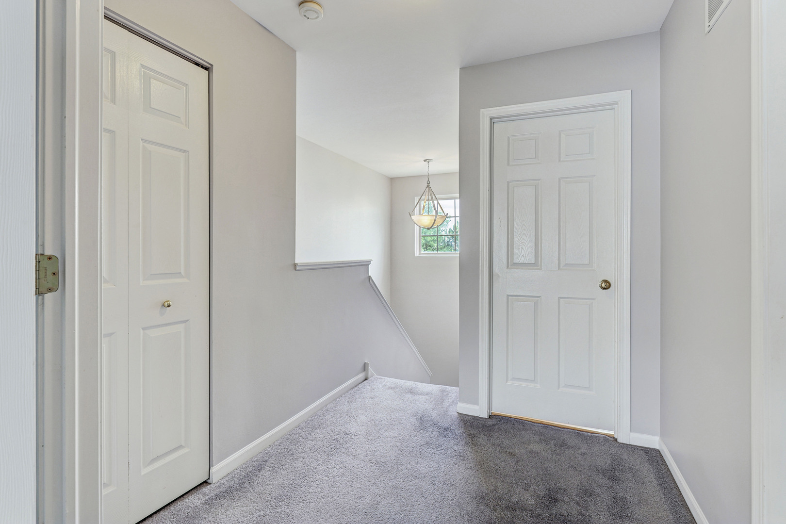 42 Cherbourg Court, Wheeling, IL 60090