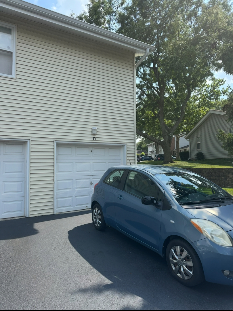 188 Kendall Court #D, Bloomingdale, IL 60108