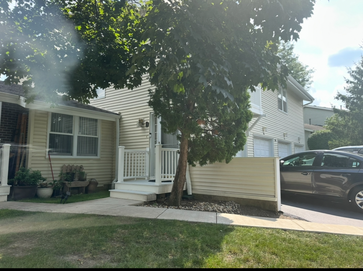 188 Kendall Court #D, Bloomingdale, IL 60108