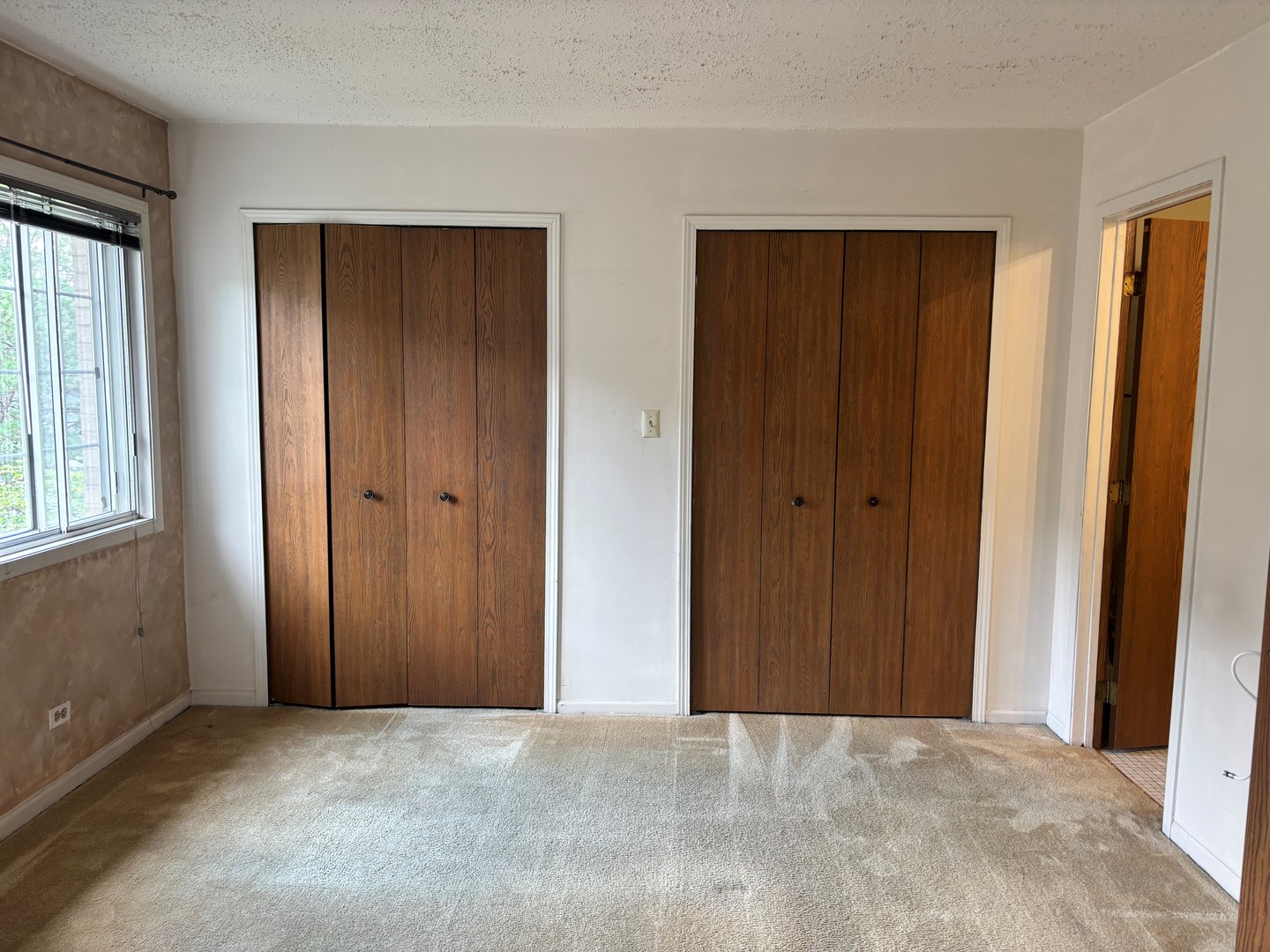 462 S President Street #304, Carol Stream, IL 60188