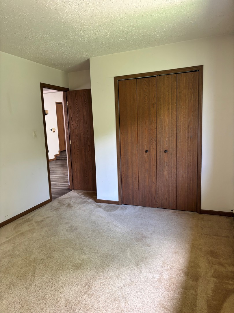 462 S President Street #304, Carol Stream, IL 60188