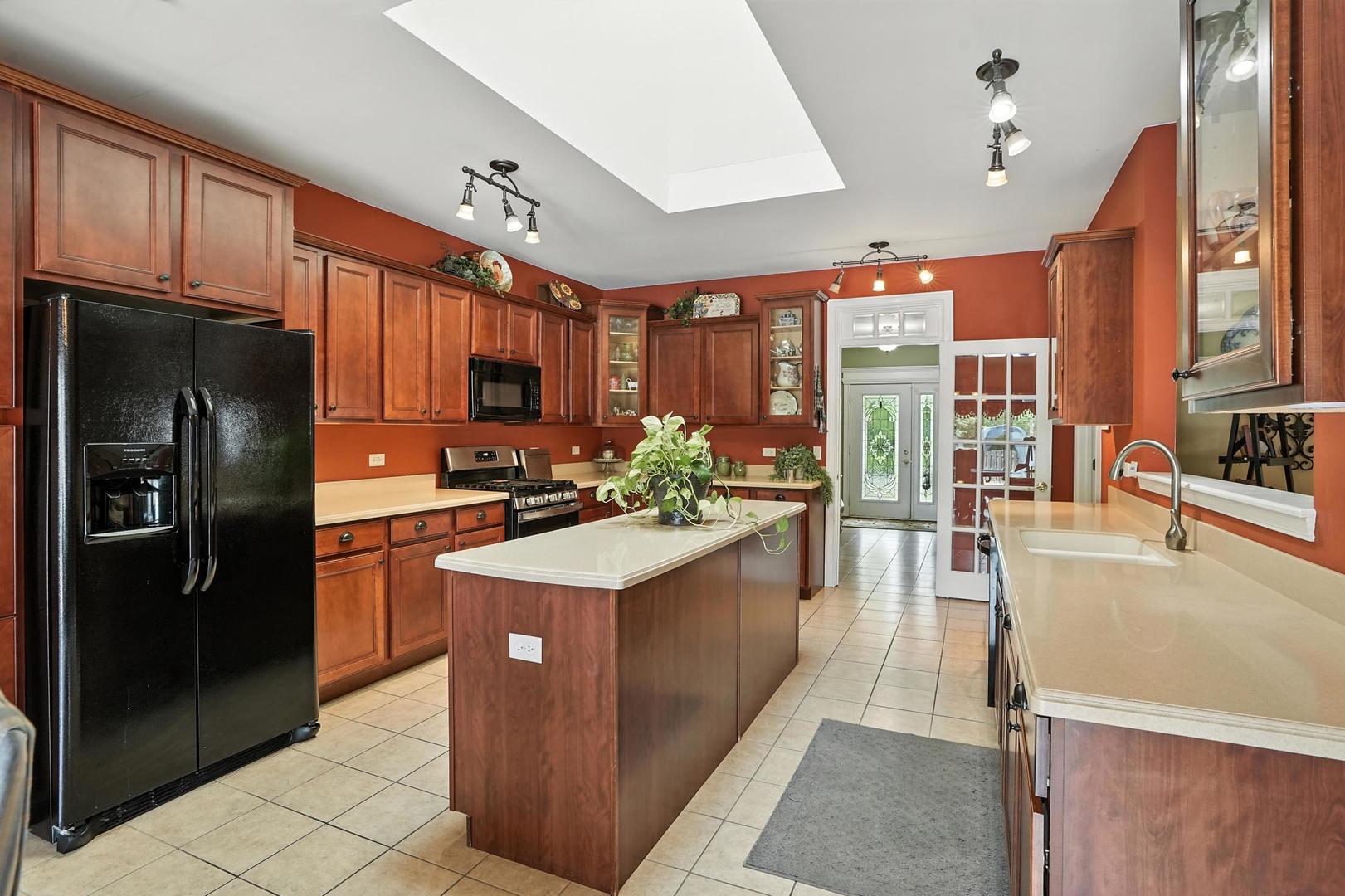 677 Tanager Lane, New Lenox, IL 60451