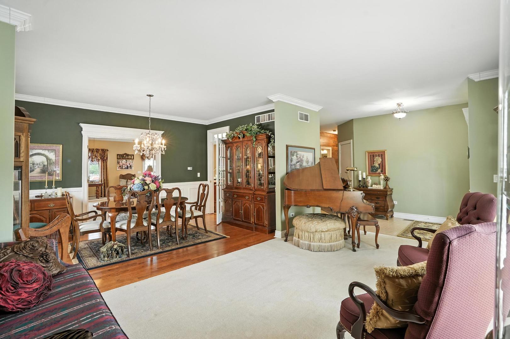 677 Tanager Lane, New Lenox, IL 60451
