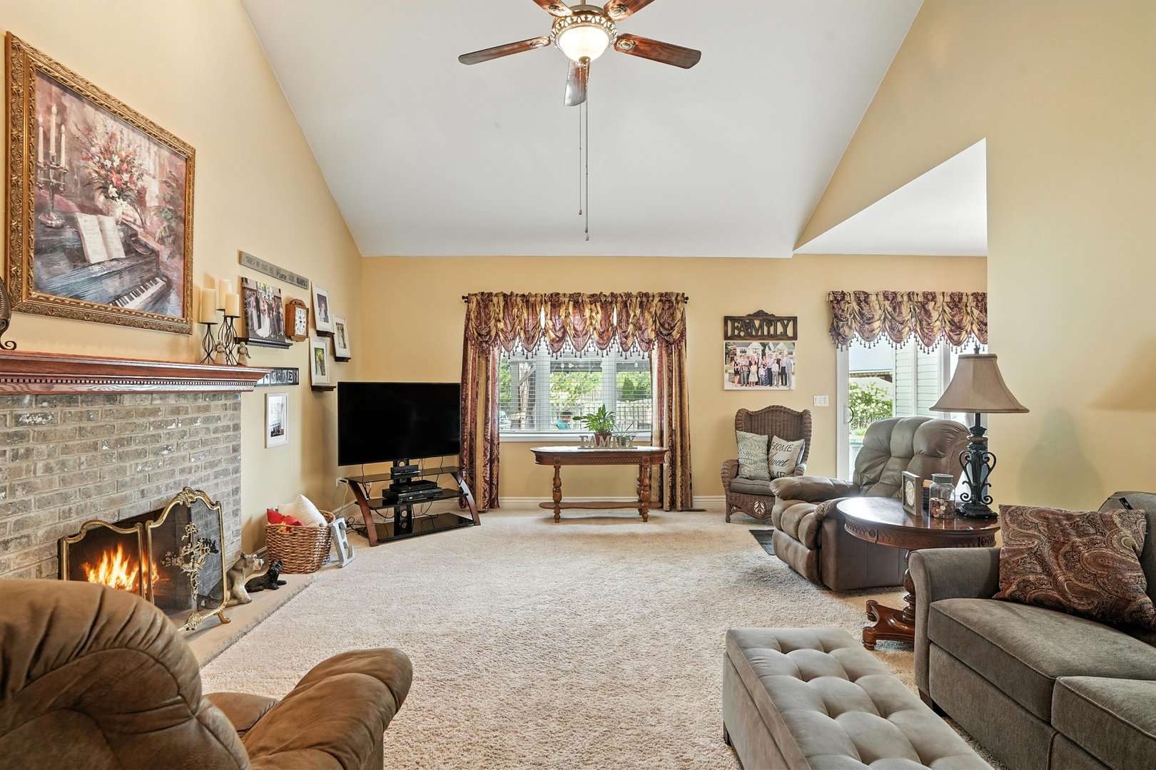 677 Tanager Lane, New Lenox, IL 60451