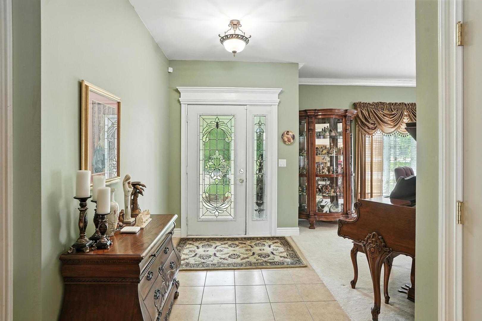 677 Tanager Lane, New Lenox, IL 60451