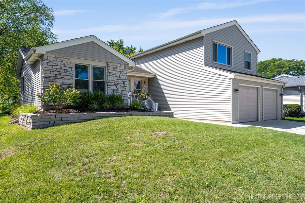 281 Loveland Drive, Glendale Heights, IL 60139