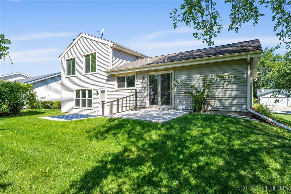 281 Loveland Drive, Glendale Heights, IL 60139