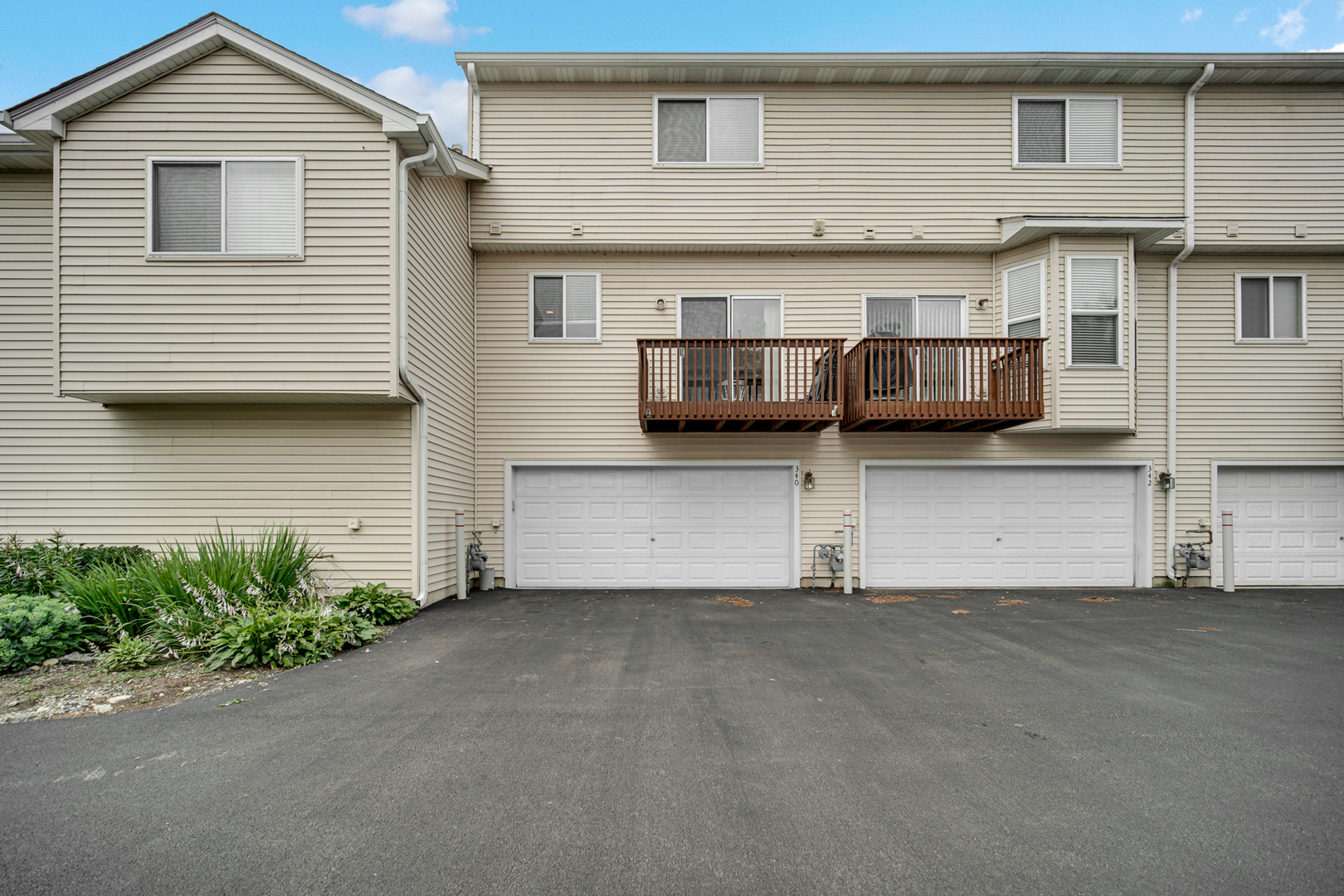 340 Terra Springs Circle, Volo, IL 60020