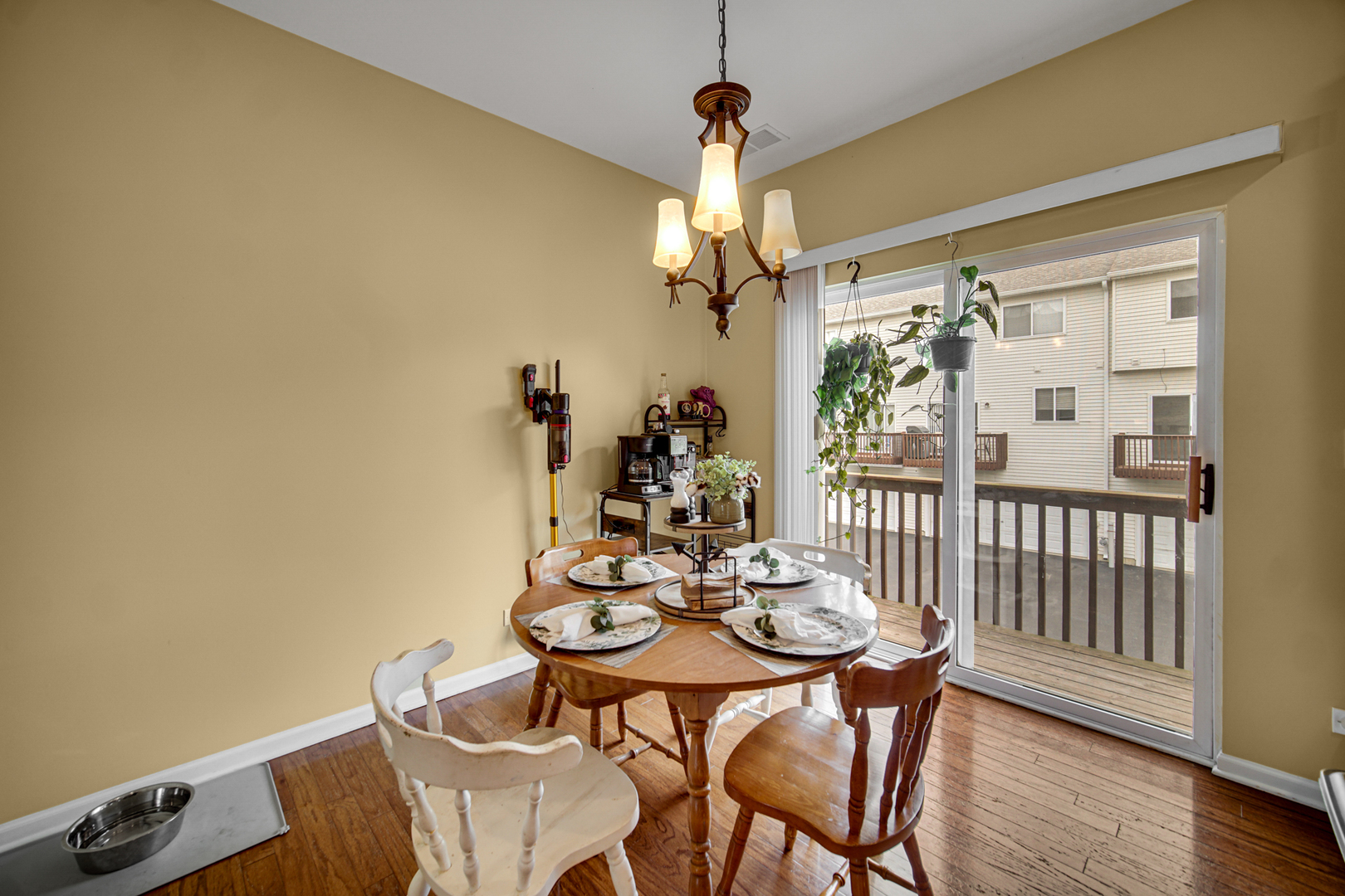 340 Terra Springs Circle, Volo, IL 60020