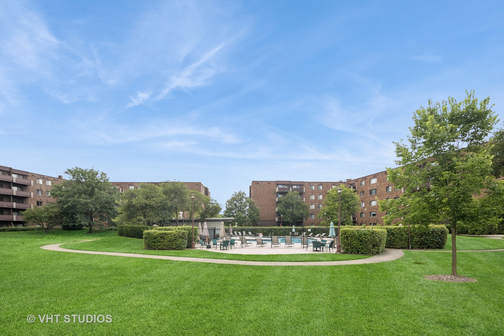 805 Leicester Road #116, Elk Grove Village, IL 60007