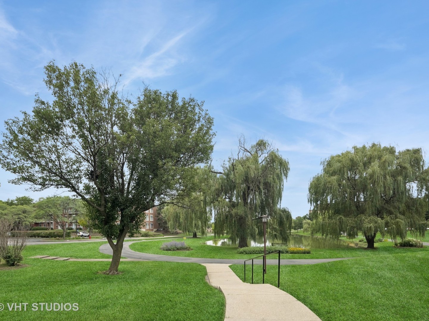 805 Leicester Road #116, Elk Grove Village, IL 60007
