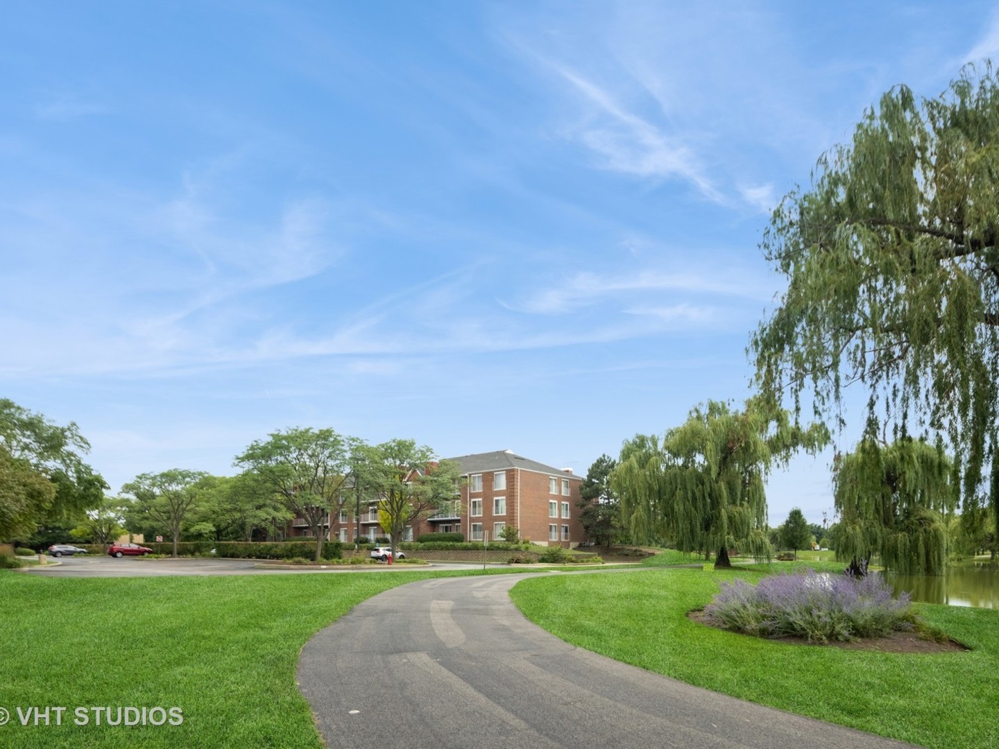 805 Leicester Road #116, Elk Grove Village, IL 60007