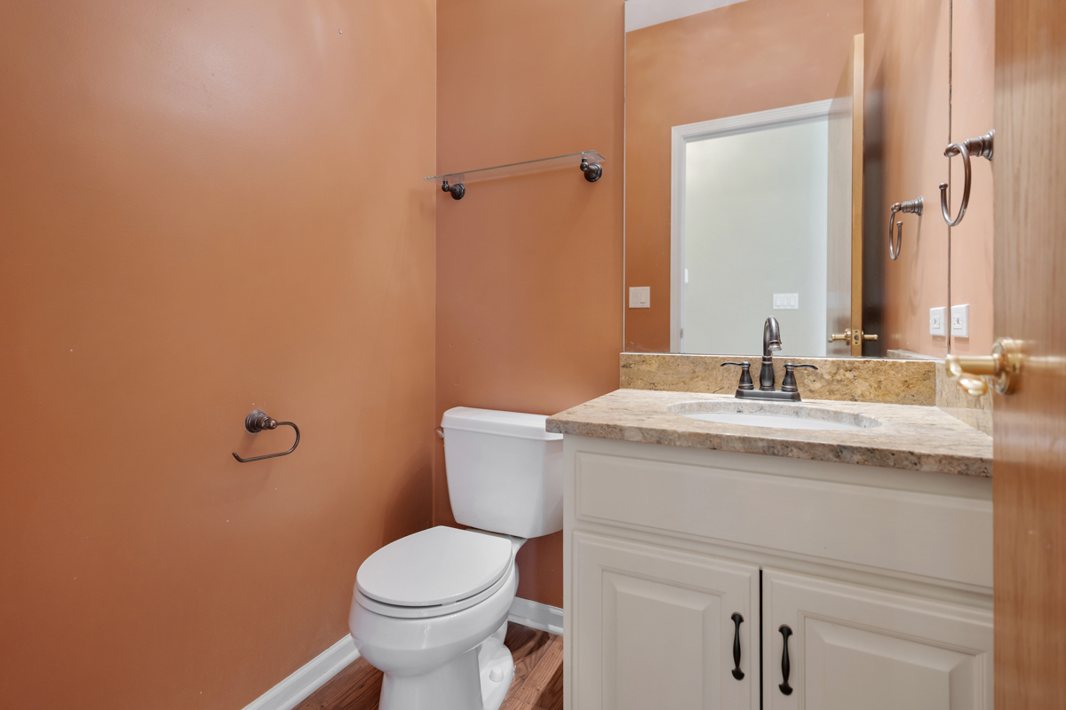 10238 Frankfort Main, Frankfort, IL 60423