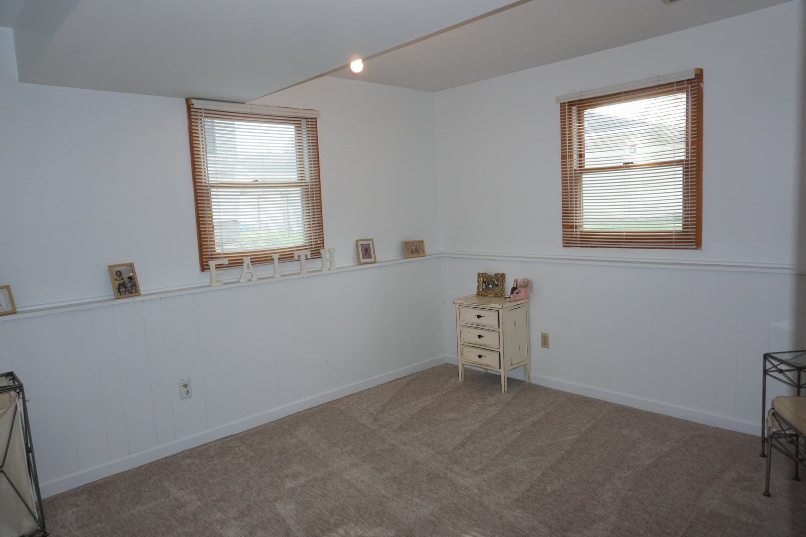 9534 Cypress Avenue, Munster, IN 46321