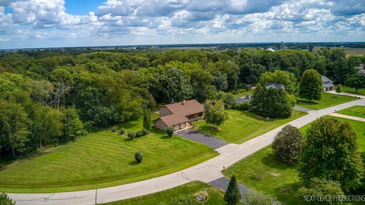 5S275 Deer Ridge Path, Big Rock, IL 60511