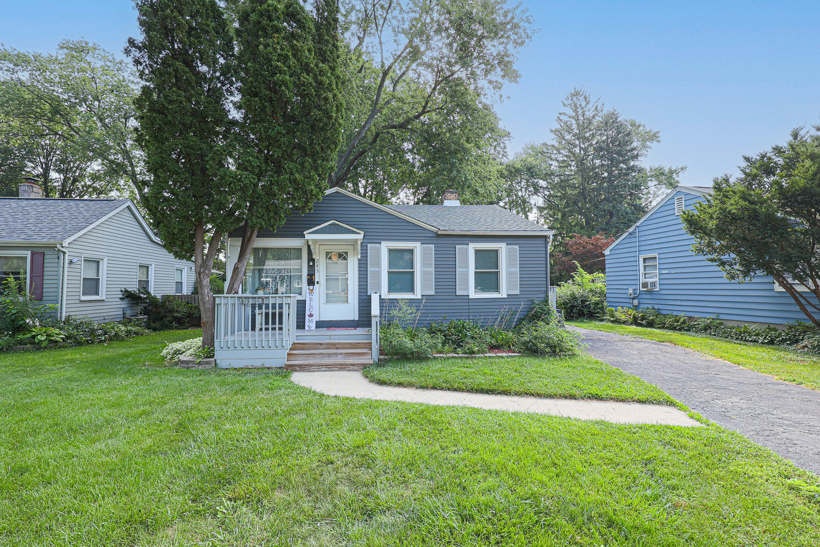 245 S Edison Avenue, Elgin, IL 60123