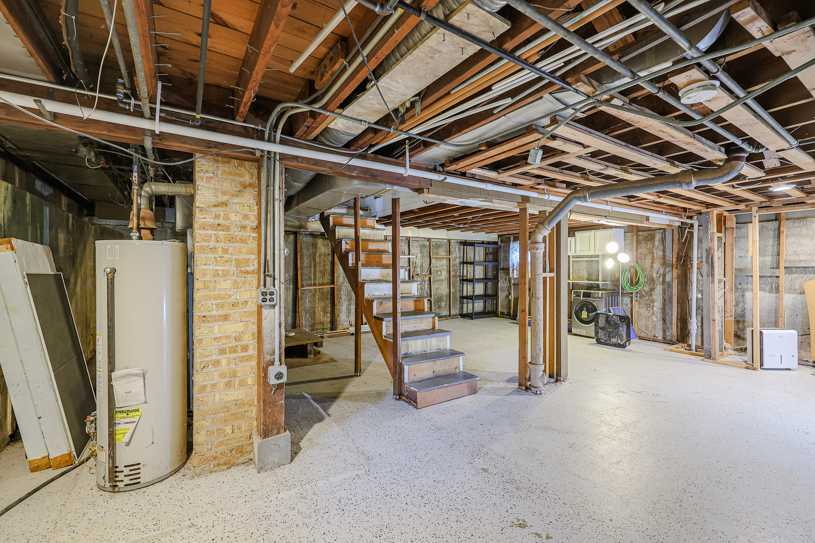 245 S Edison Avenue, Elgin, IL 60123