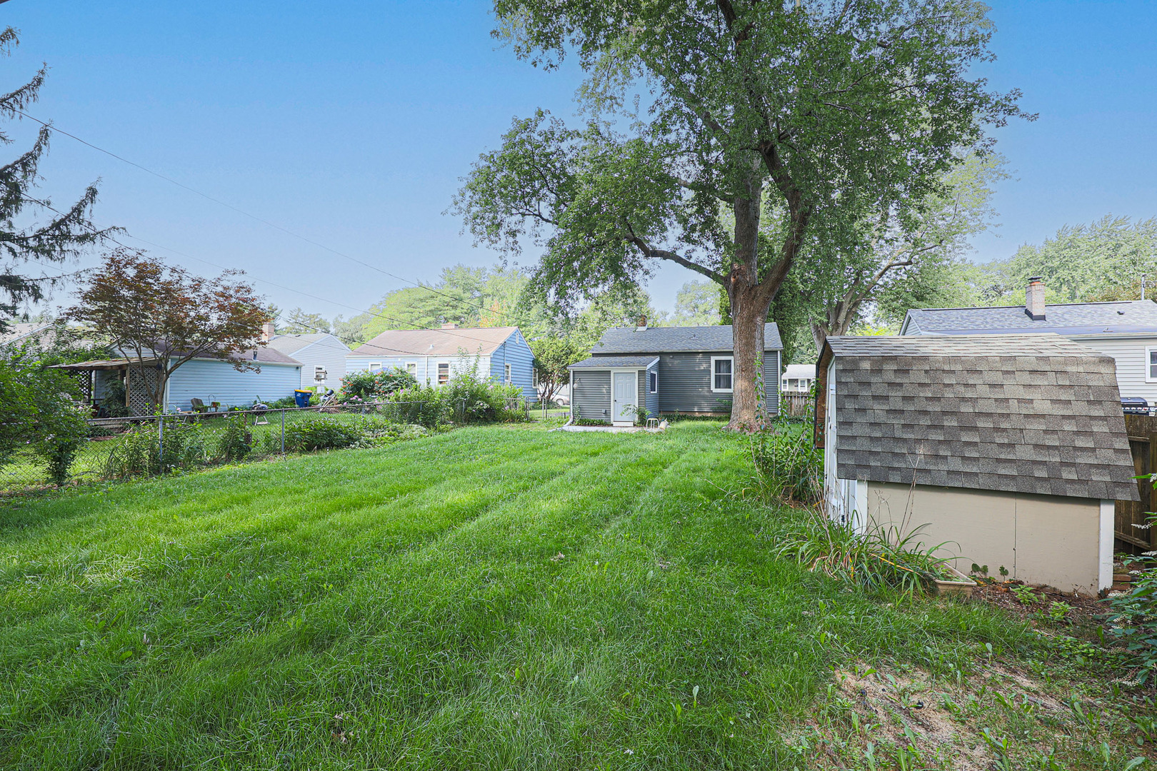 245 S Edison Avenue, Elgin, IL 60123